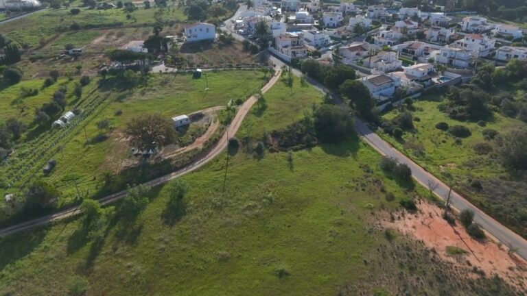 Oportunidades Imperd&iacute;veis: Terrenos &agrave; Venda em Albufeira